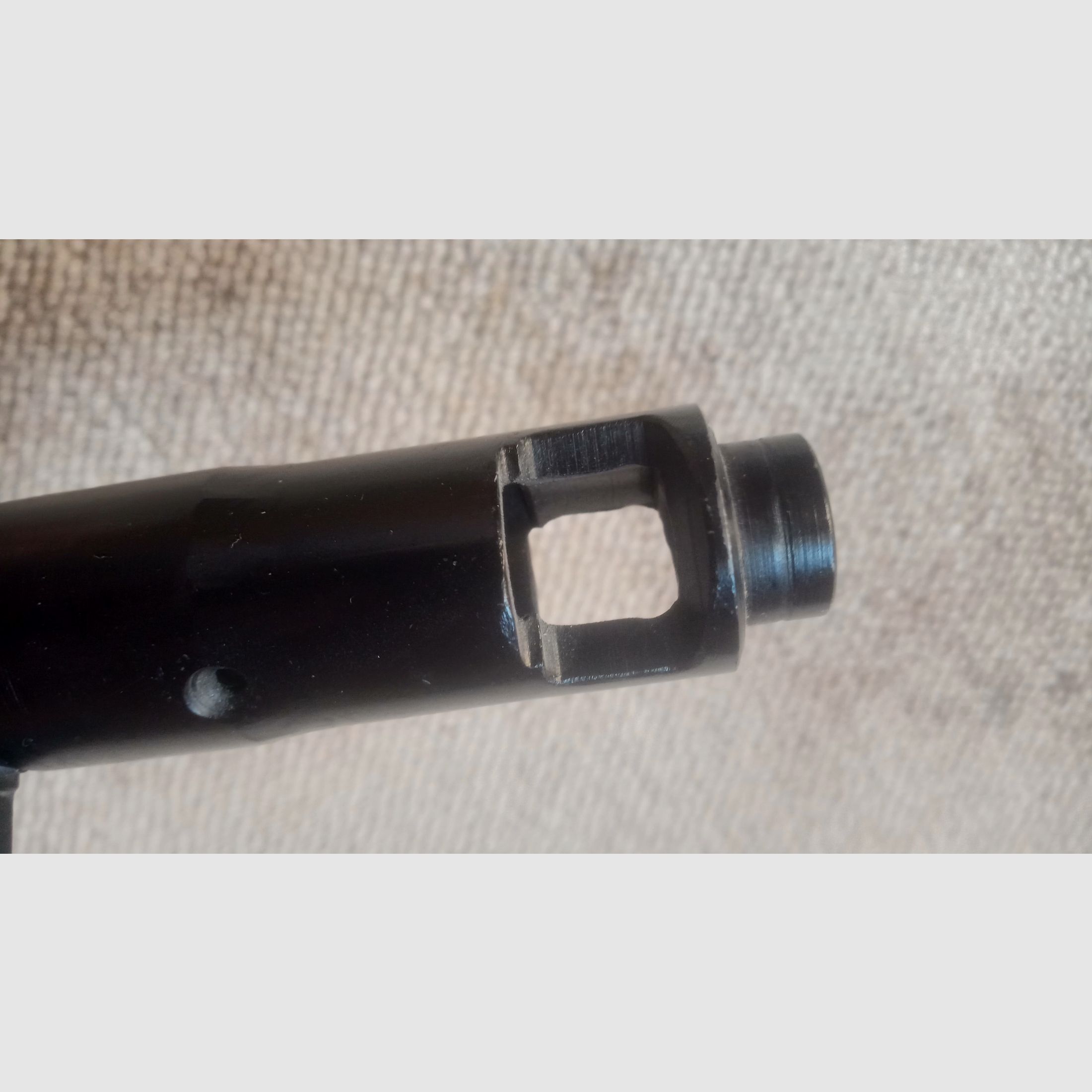 AK-100 24x1,5 Gewinde Flash Hider von Izhmash mit Produktionsnummer (Kompensator / Mündungsbremse / Mündungsfeuerdämpfer)