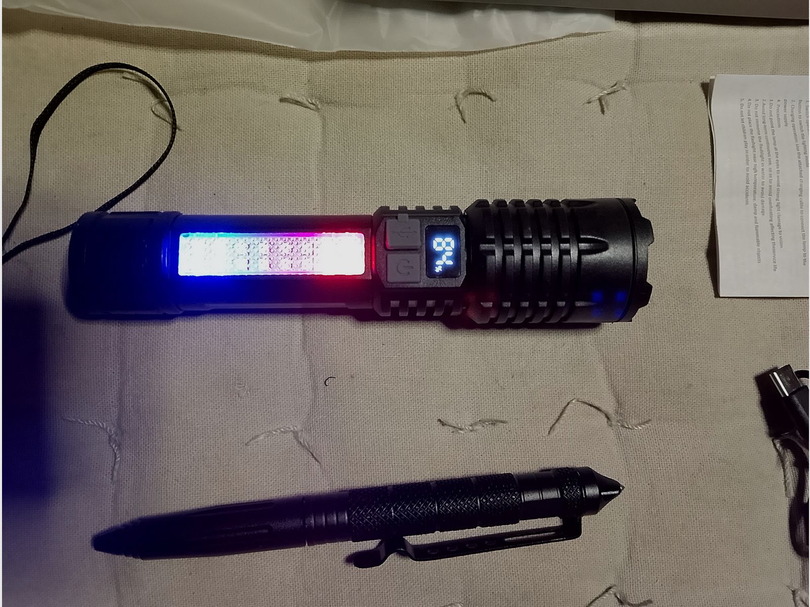 Tactical Flashlight Defense Pen Glass Breaker Flashlight rechargeable USB Zoom Strobe Red Blue Flashing Light function Outdoor Camping