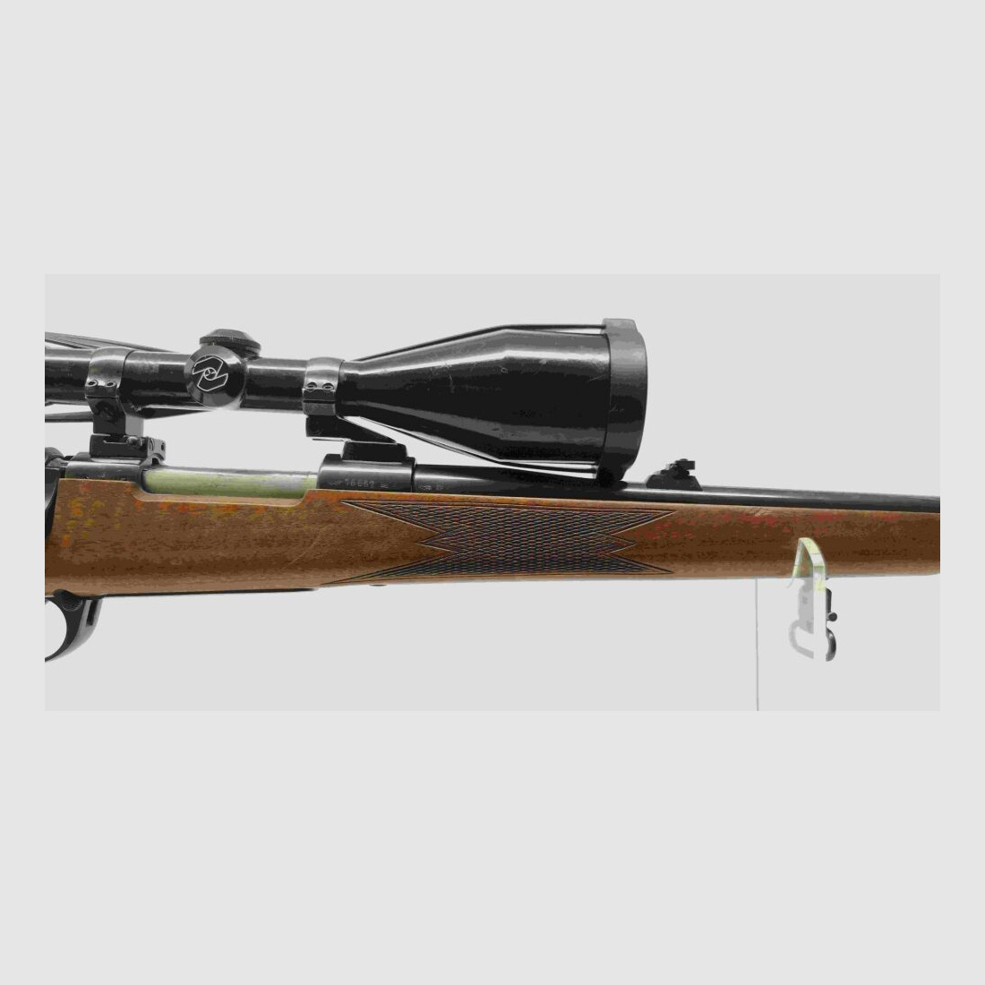 Zastava zonder * met Zeiss Diatal 8x56 T*