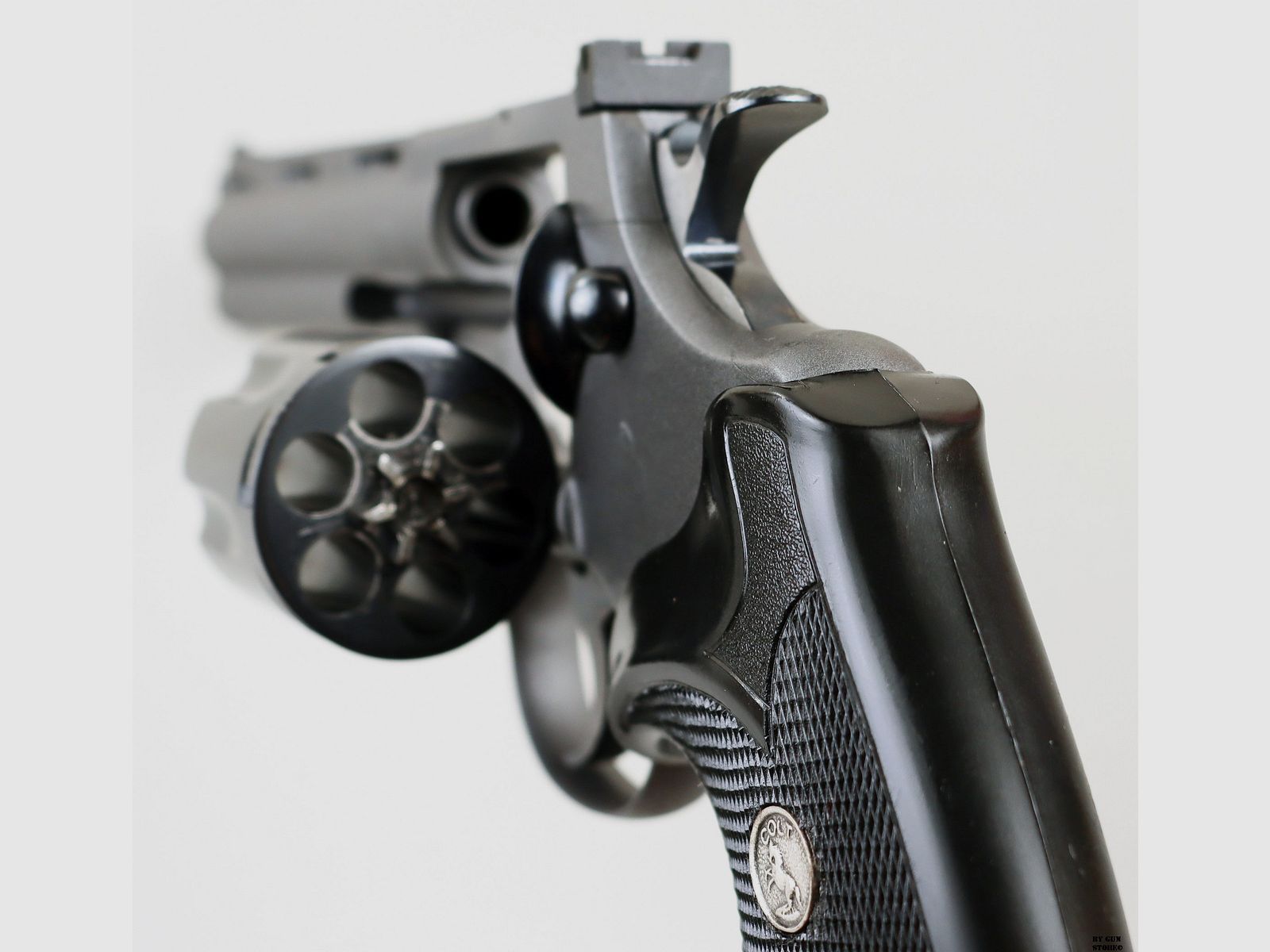 Revolver Colt mod. Python cal. 357 Mag. matr. E48050, immagine 10 di 11