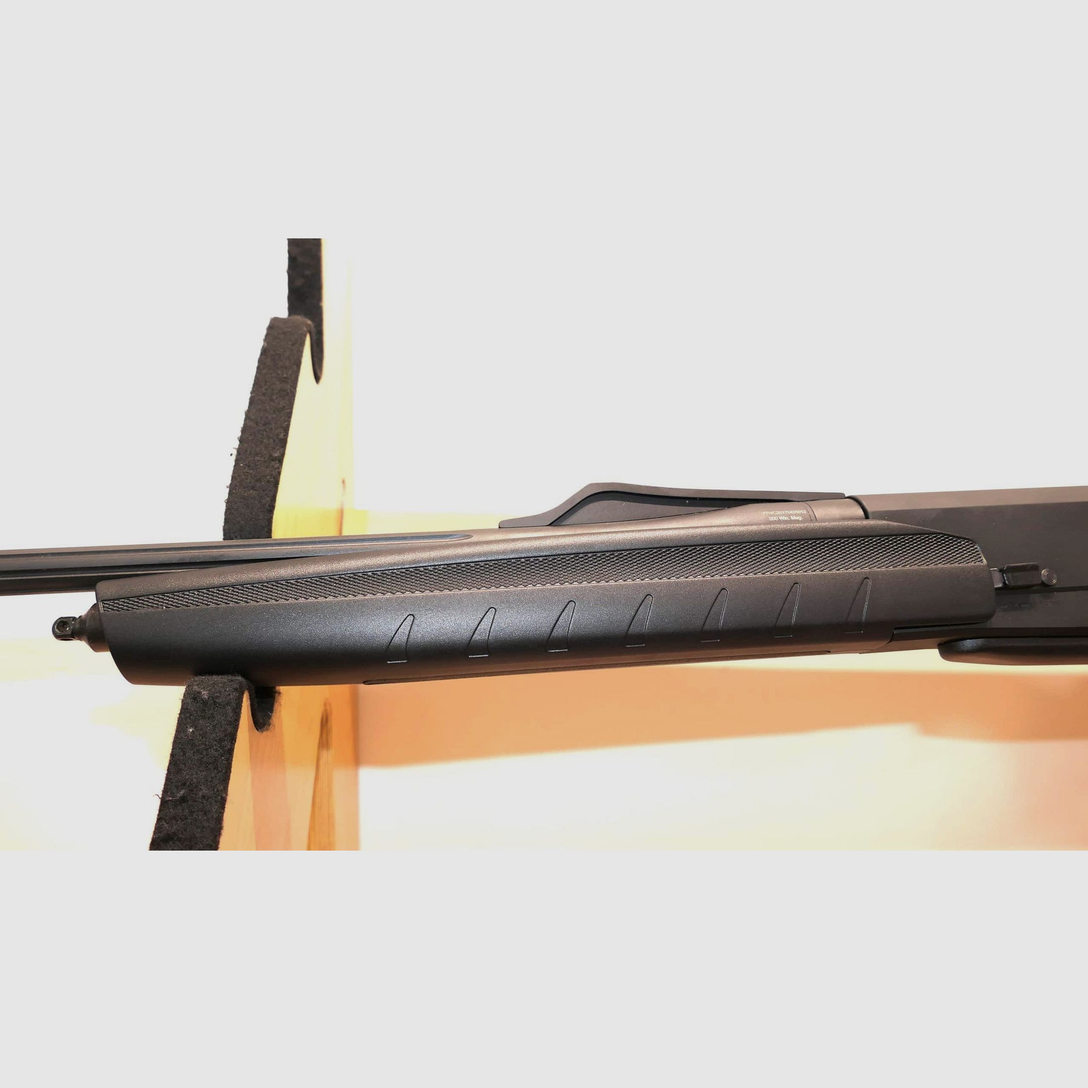 Fucile da caccia semi-automatico Impact NT Battue Verney Carron cal. 300 Win Mag, immagine 9 di 9