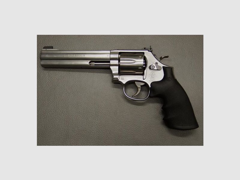 Smith & Wesson Mod. 686-6 / Calibre .357 Magnum / Longueur de canon 6" / Révolver en acier inoxydable