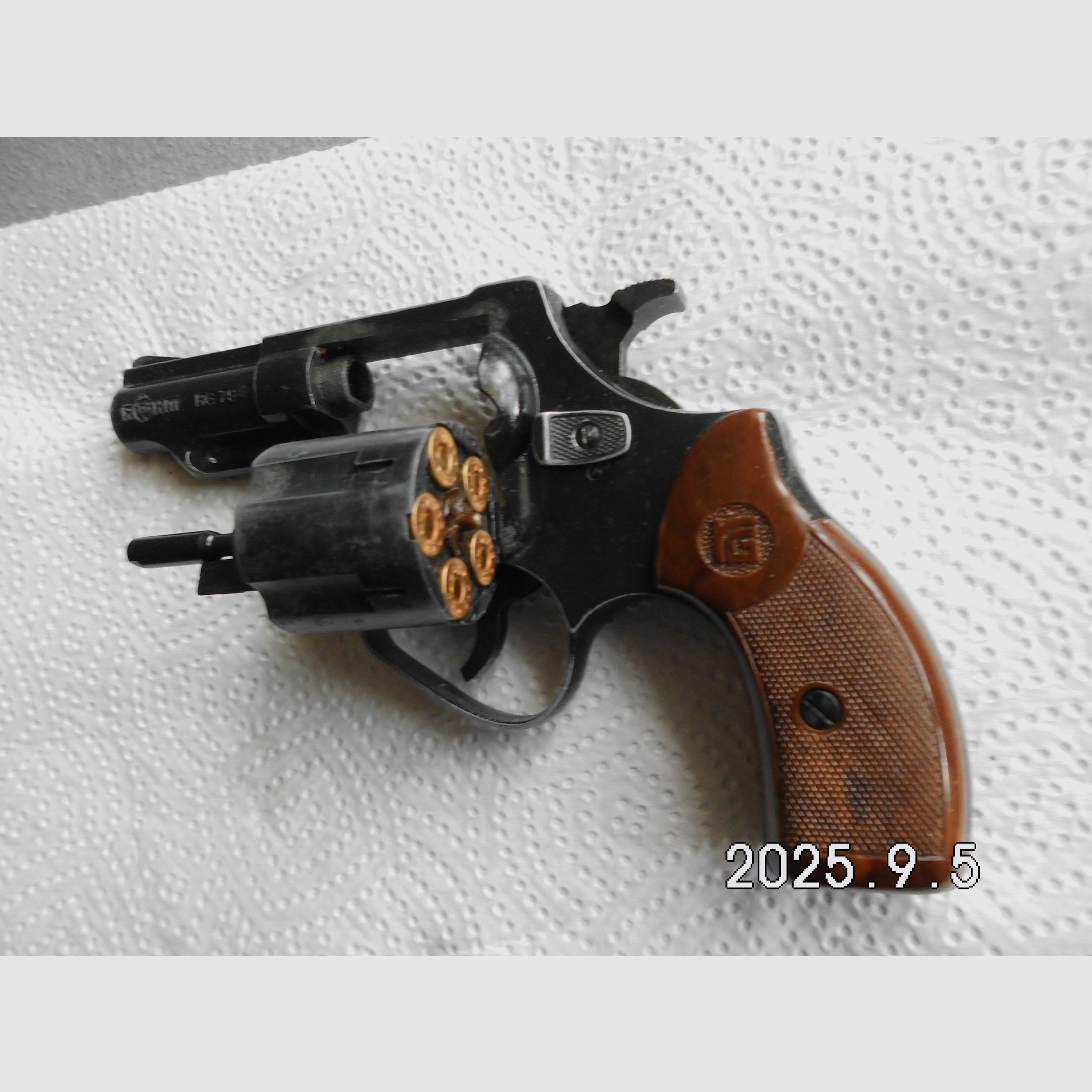 Blank firing revolver Röhm 78.
