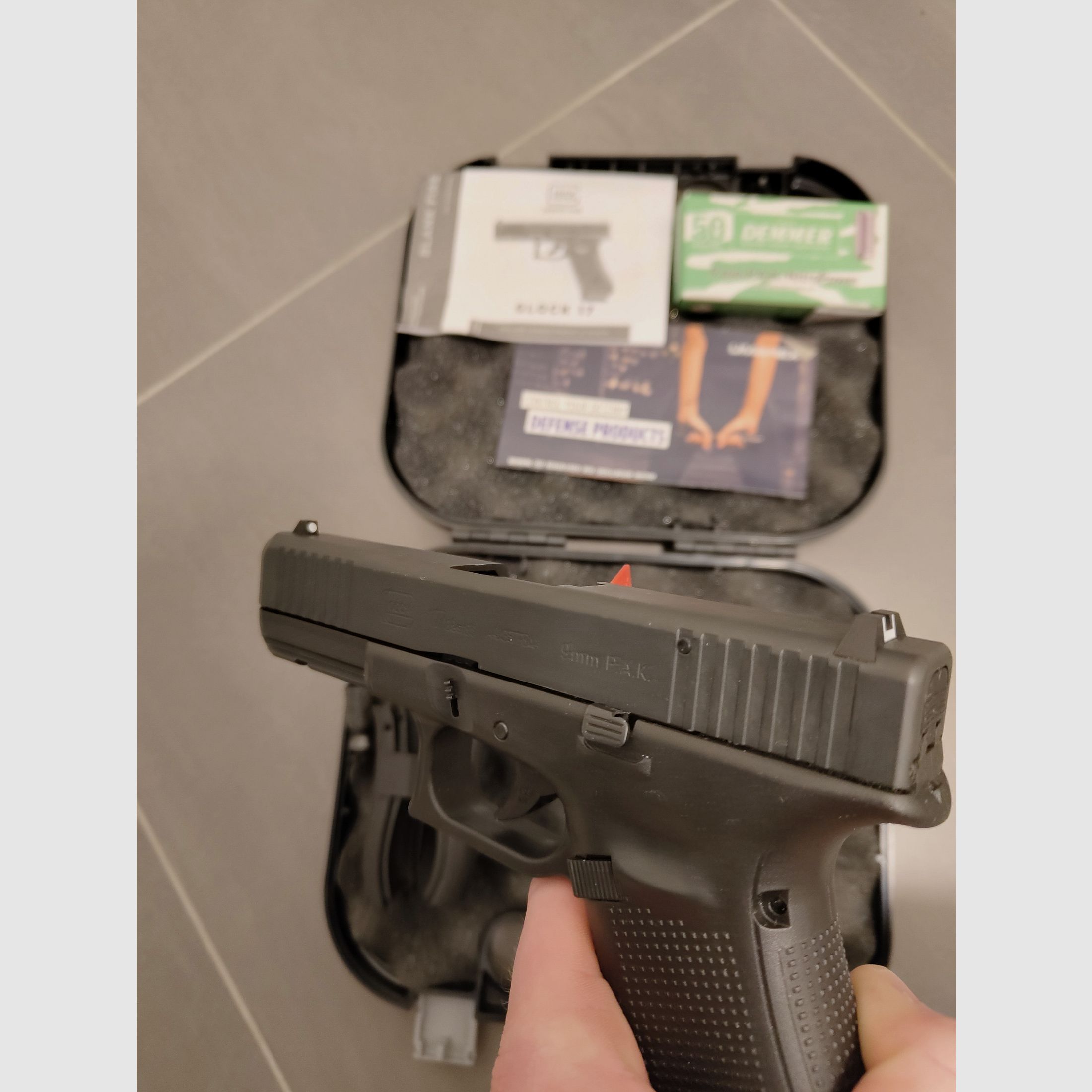 Glock 17 P.A.K First Edition Schreckschuss 