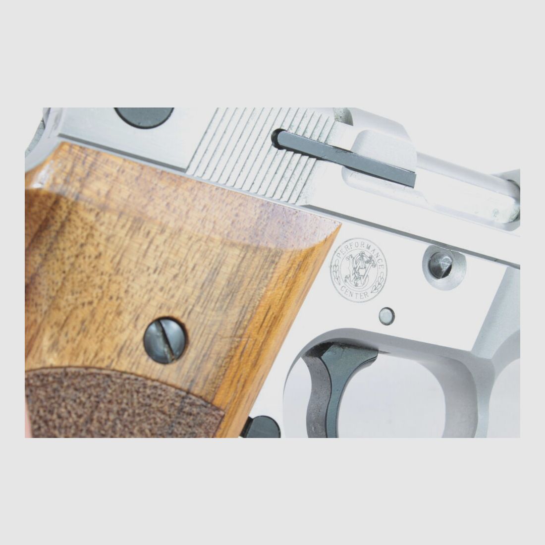 Smith & Wesson 5906 Target Champion