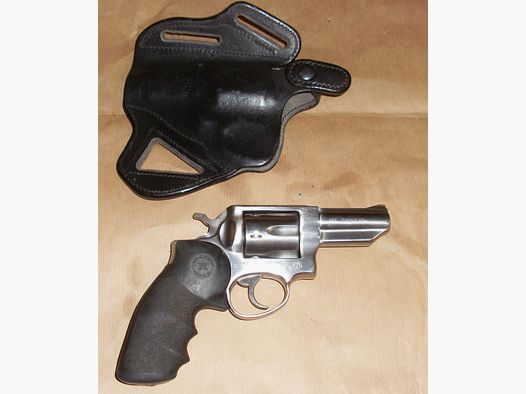 Revolver Ruger Police six 3 Zoll 357 Magnum