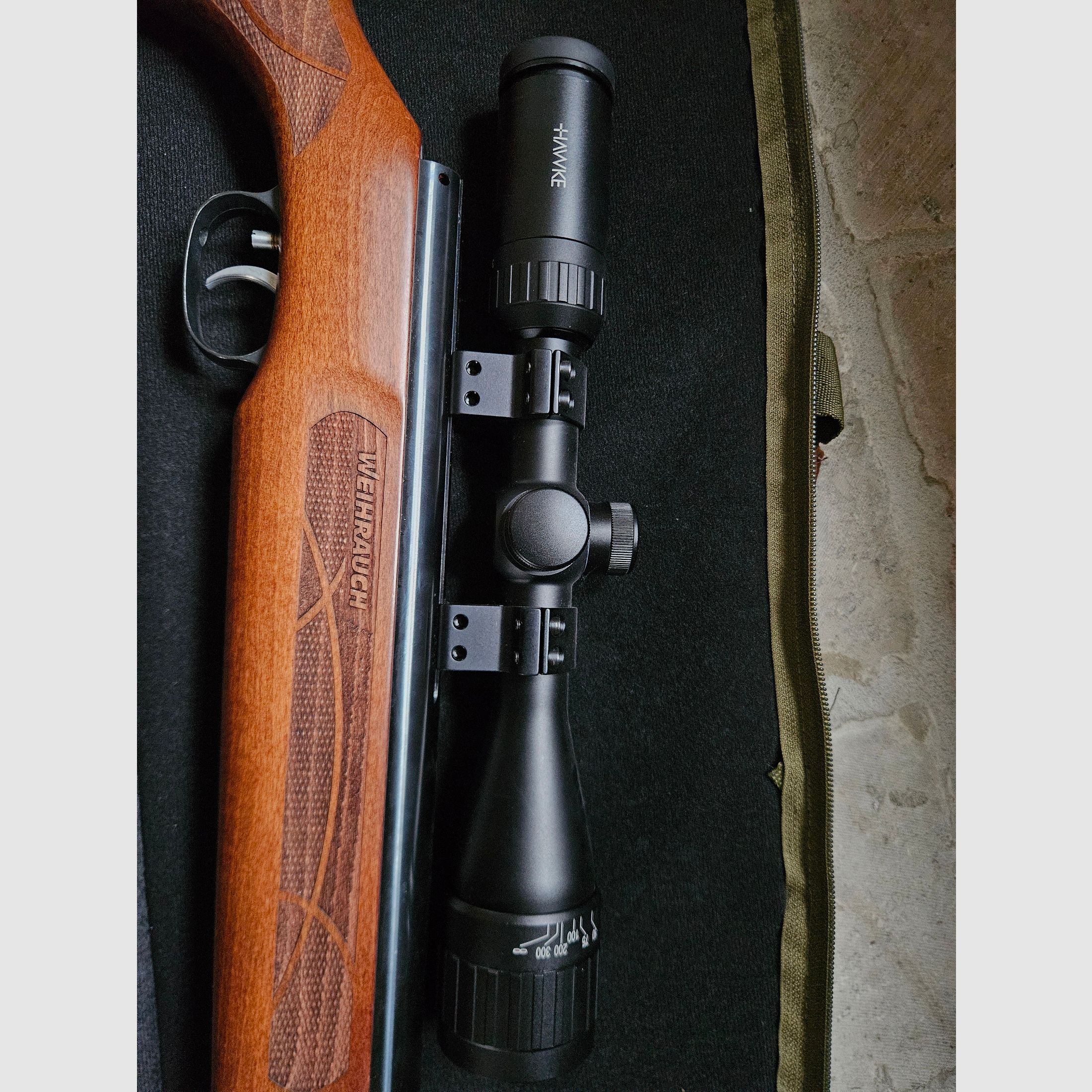 Weihrauch HW50S + Hawk Vantage 3-9x40 AO Mildot