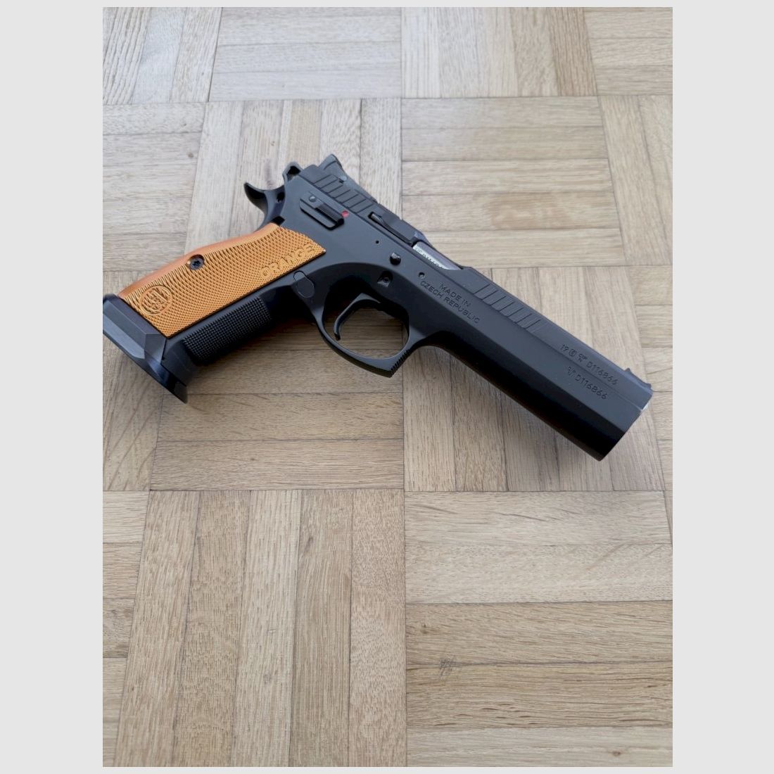 CZ 75 Tactical Sport Orange, 9mm Para