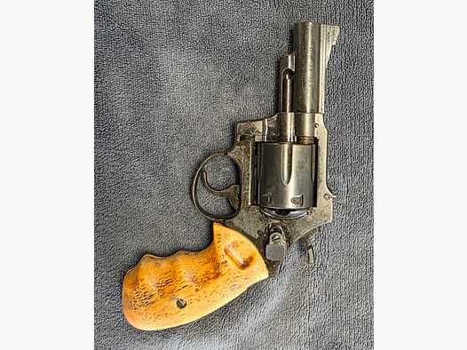 Revolver HS38 , .38 SPEZIAL