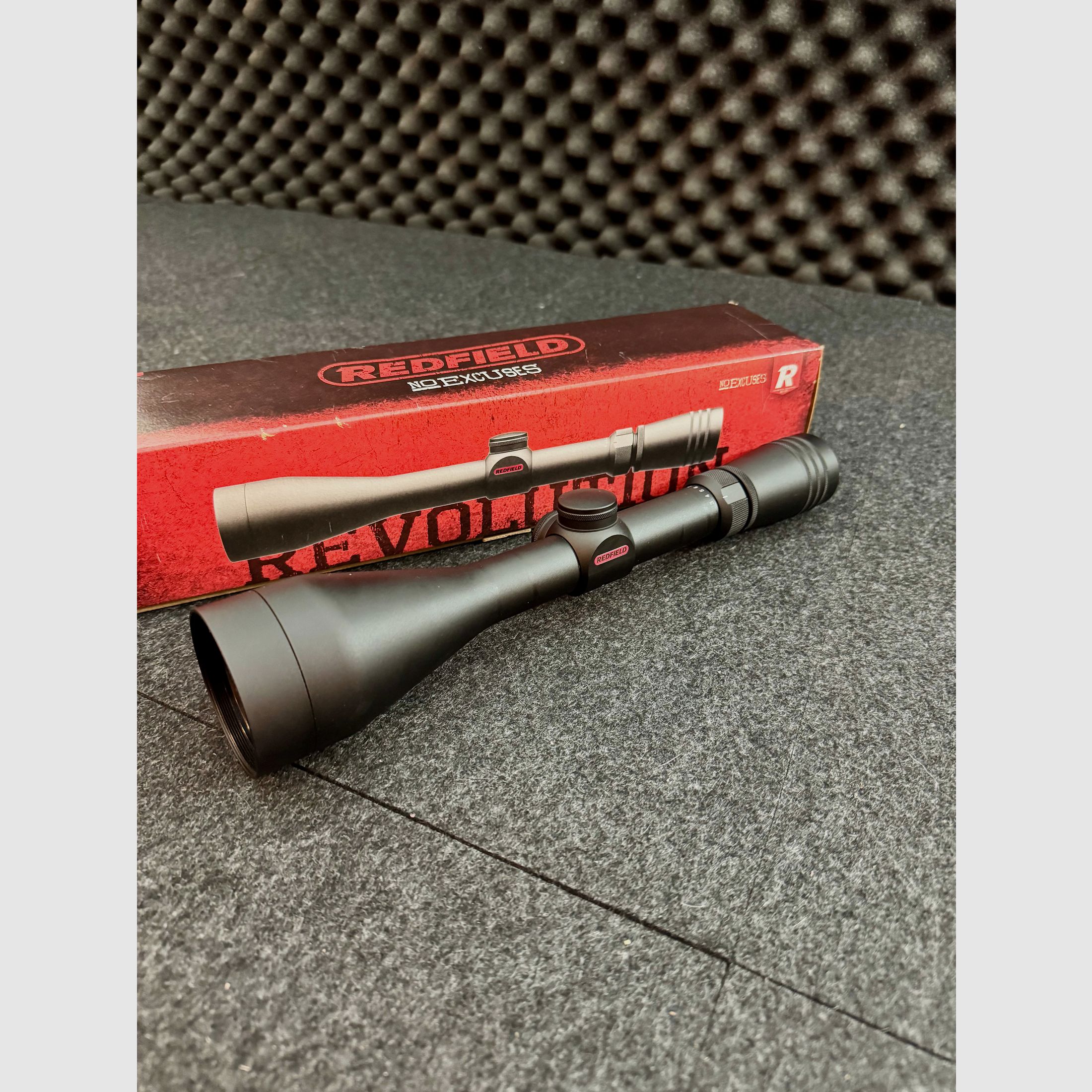 Redfield Revolution Zielfernrohr 3-9x50 in OVP, neuwertig