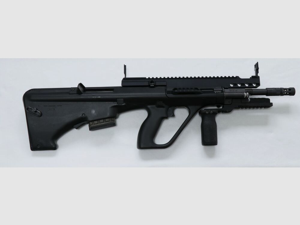 Styer AUG A3 SWAT