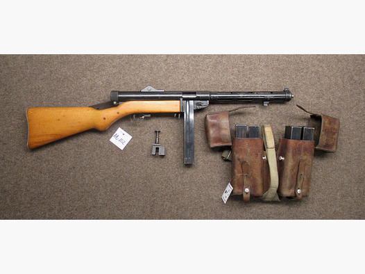 AB-102 pistolet semi-automatique HISPANO SUIZA mod. Mp43/44 cal. 9mm Para