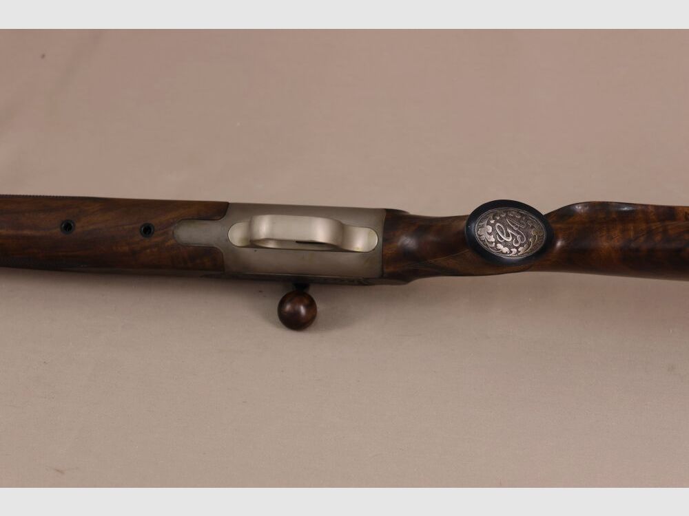 Blaser R93 // toll gemasertes Schaftholz // Holz-Kammergriffkugel