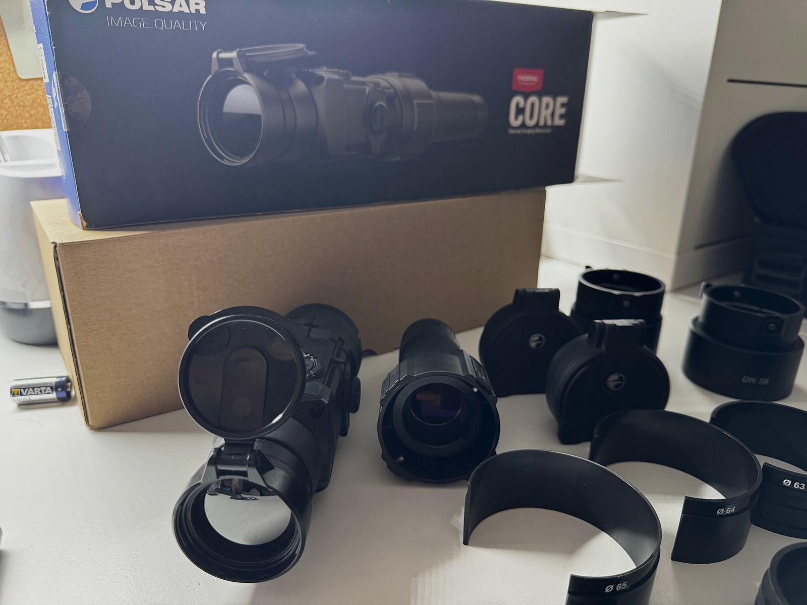 Pulsar core  FXQ55BW Neuwertig inkl 2 Montageadapter und Zubehör 