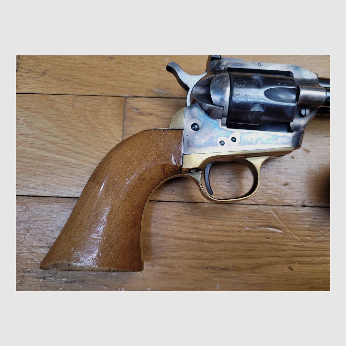 Revolver Iver Johnson Deluxe Target – 2 barillets 22LR et 22Mag – Single Action Army par Uberti – Arme de 1978 – Carcasse type scout – 100% acier – Platine à barre de transfert et 4 clics comme sur un vrai – Canon 5 pouces ¼ miroir– Visée réglable – TBE+ !, image 18 sur 22