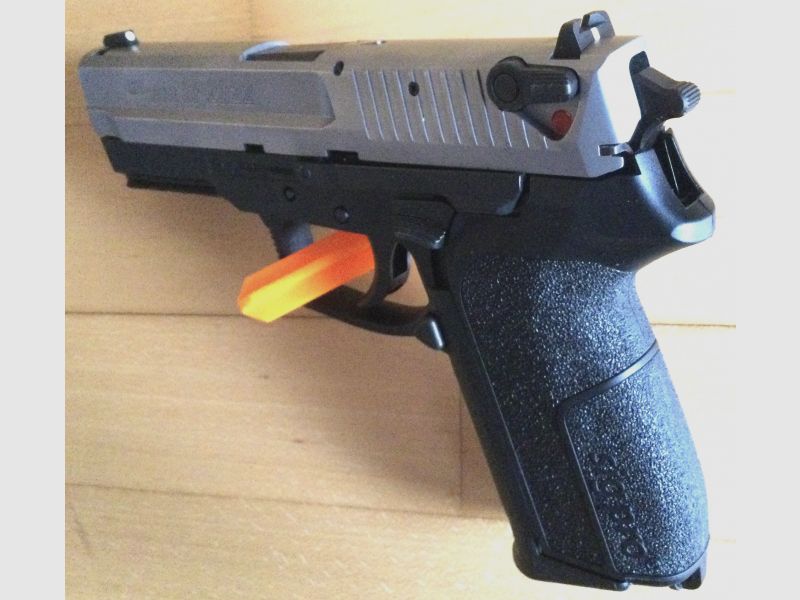 Ha. Pistole SIG Sauer SP2022 DuoTone 9mmLuger Fabrikneu aus Sammlungsauflösung