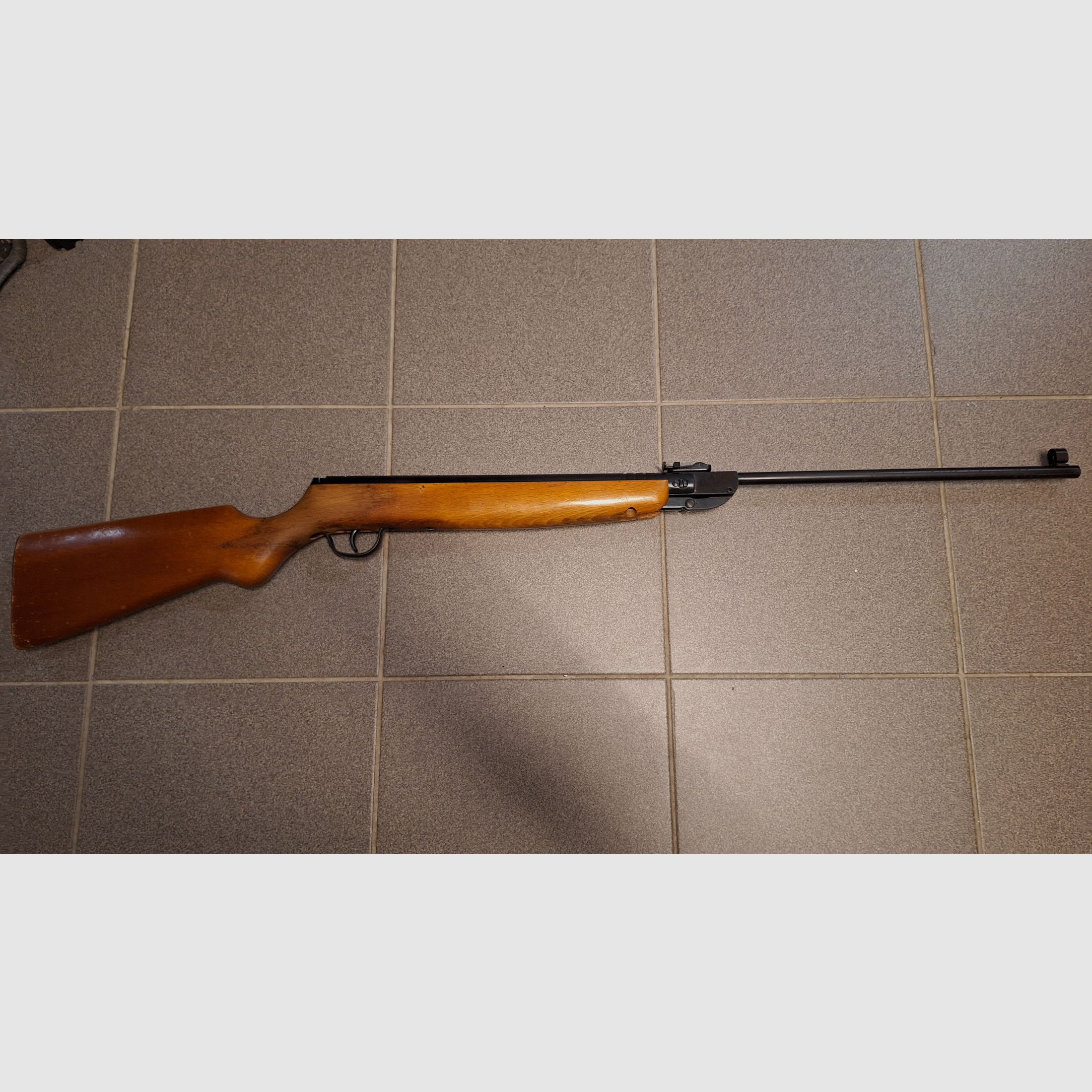 Rifle de aire modelo 302 Haenel Suhl original DDR