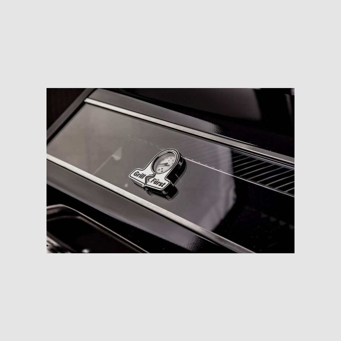 Grillfürst Gasgrill G310G mit Guseisen Rosten