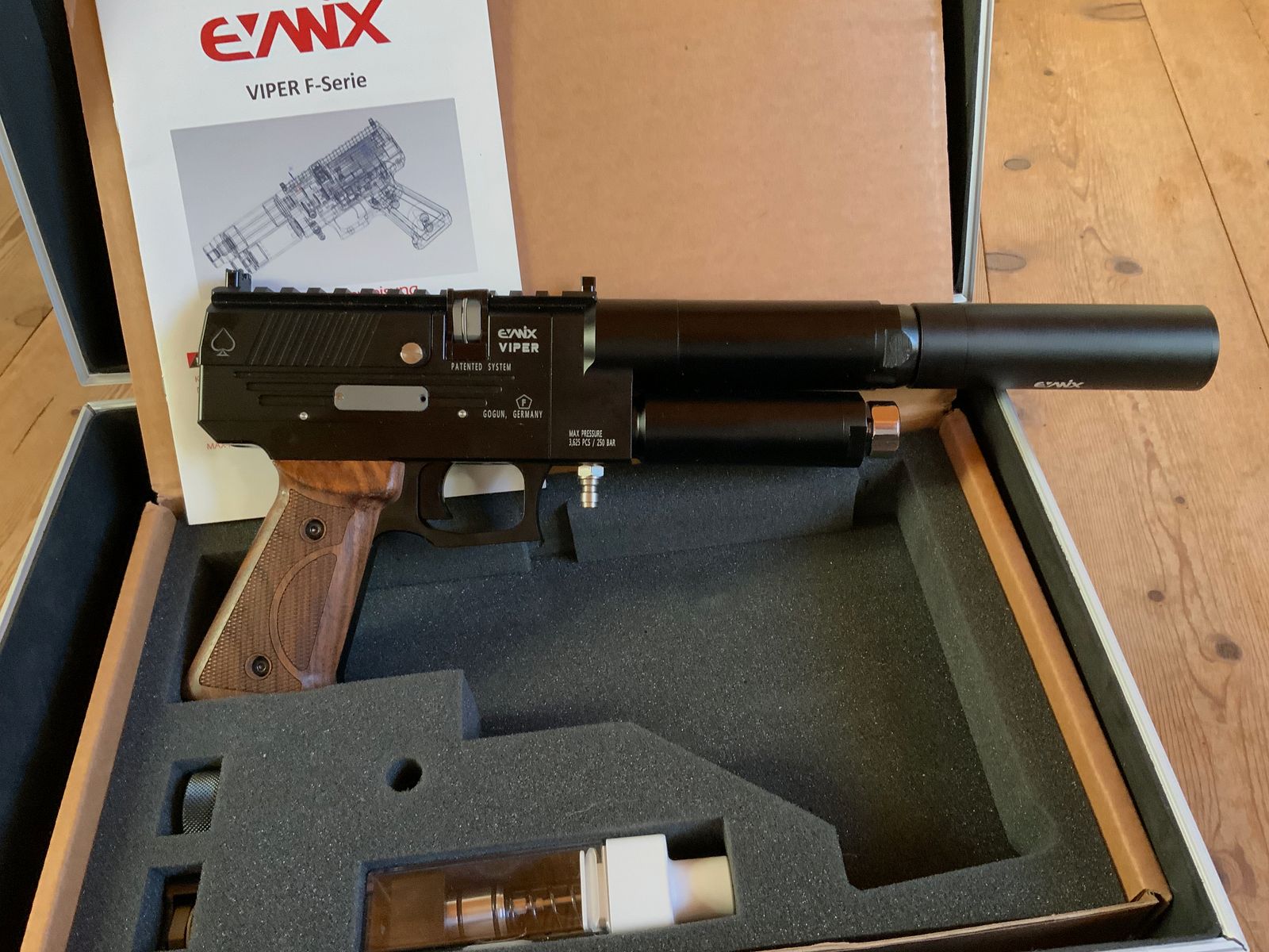 Pistolet à air comprimé PCP Evanix Viper Cal. 22 F Série