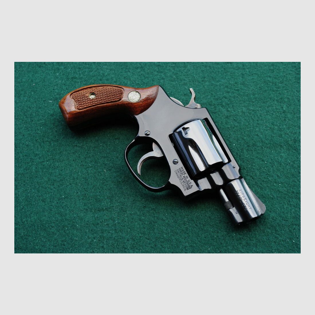 Smith & Wesson Airweight, 2 " LL