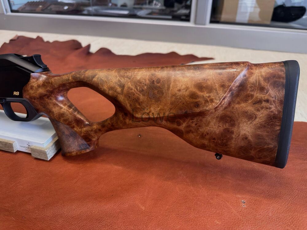 Blaser R8 Ultimate Holzklasse 10