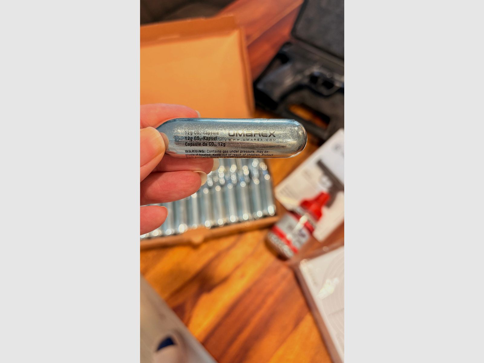 2x Umarex Smith & Wesson M&P 40 CO2 BB pistols – brand new, unused + accessory package