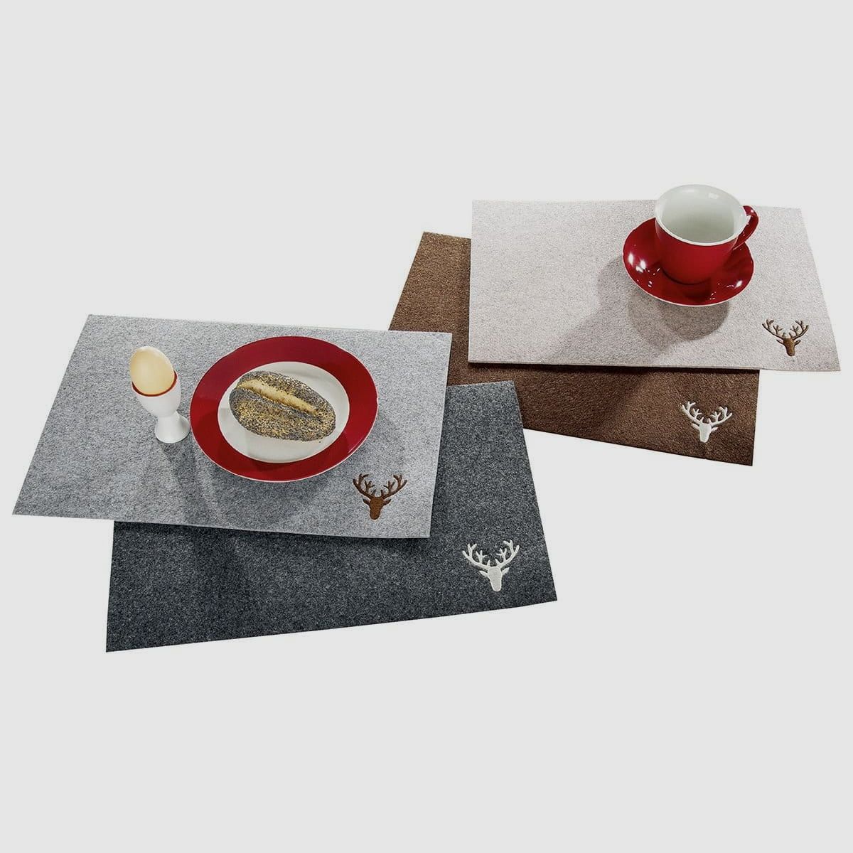 Guild felt placemat deer