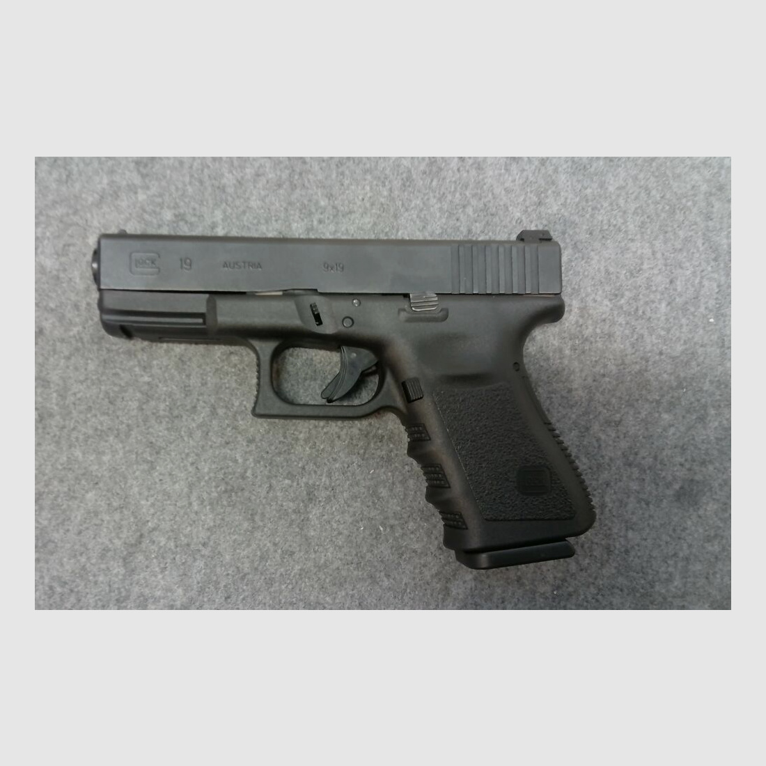 Glock	 19 Gen. 3