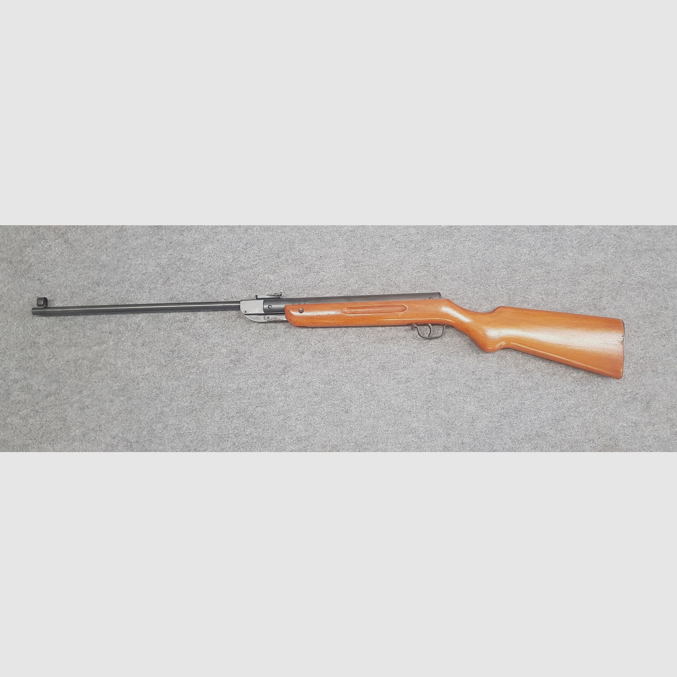 Seitlich verschraubt !!!  Seltene Ausführung  schönes Haenel Mod.  III-284   III 284 cal. 4,5mm Diabolo