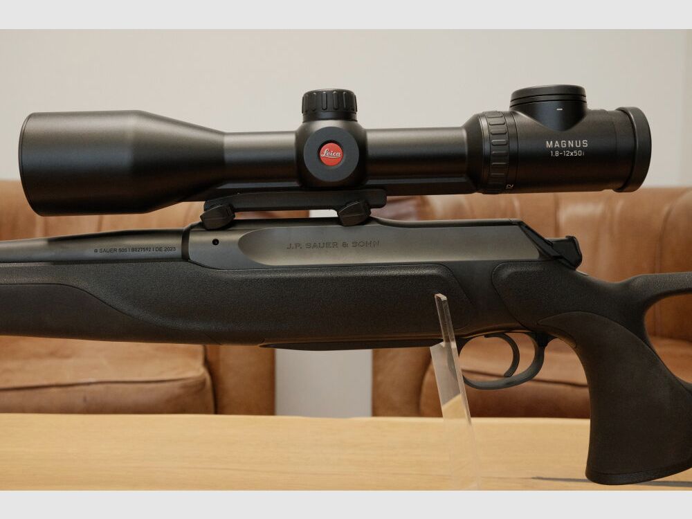 Sauer & Sohn Sauer 505 Synchro XT with Leica ZF