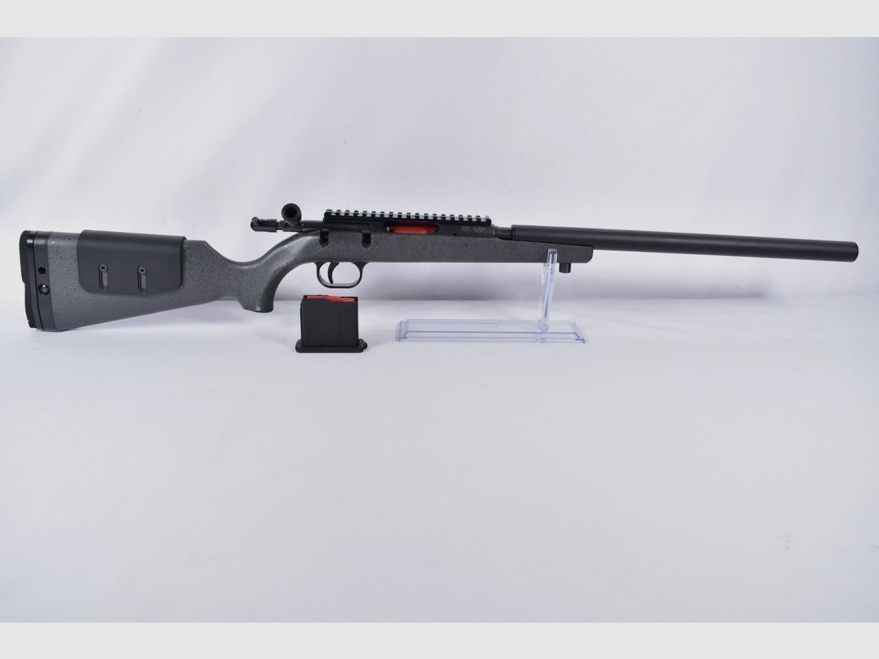 Voere S16 mit Integral Schalldämpfer .223Rem Repetierbüchse