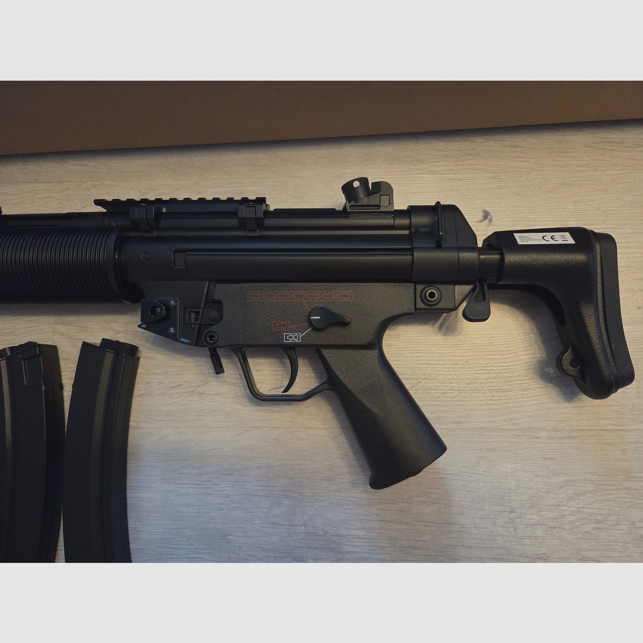 Begadi Sport SMG Mod 5SD6 Gen.5 SAEG / Airsoft MP5 in Top Zustand mit Restgarantie vom Händler