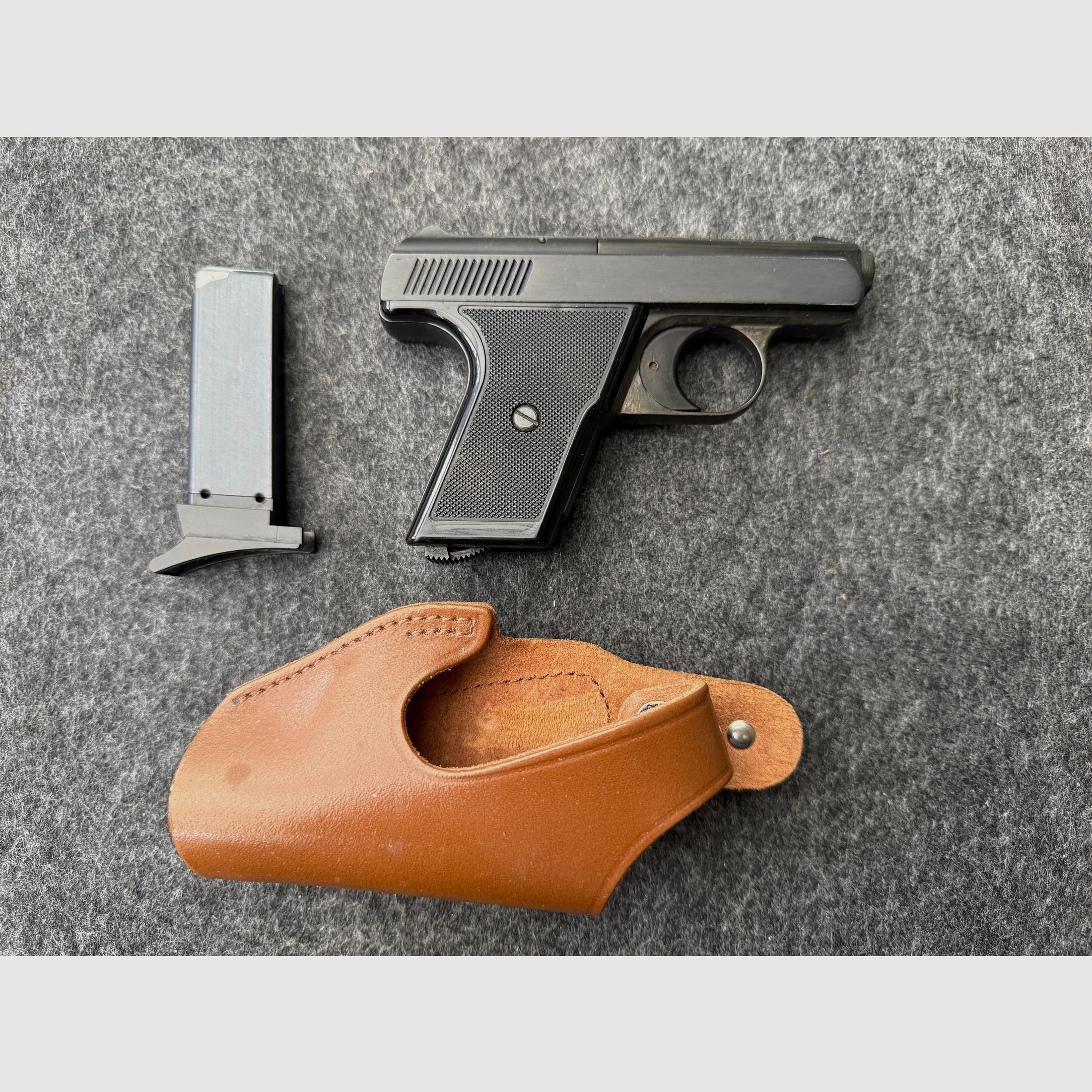 Reck Perfecta FBI 8000, PTB-Nummer 387/2 aus dem Jahr 1994 mit Original-Karton, Anleitung, Rechnung und Holster