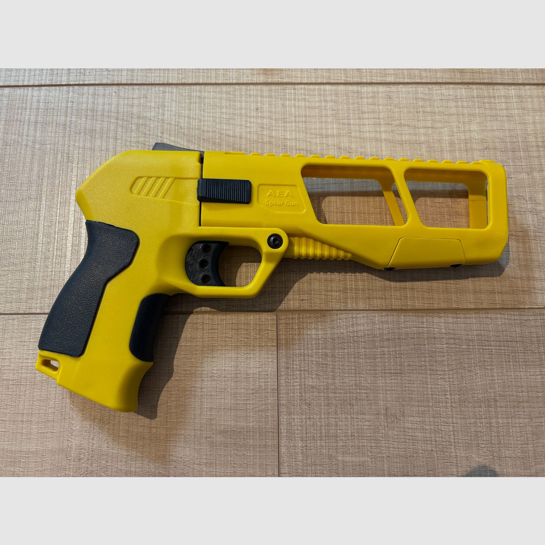 Scuba Ringer harpoon with accessories