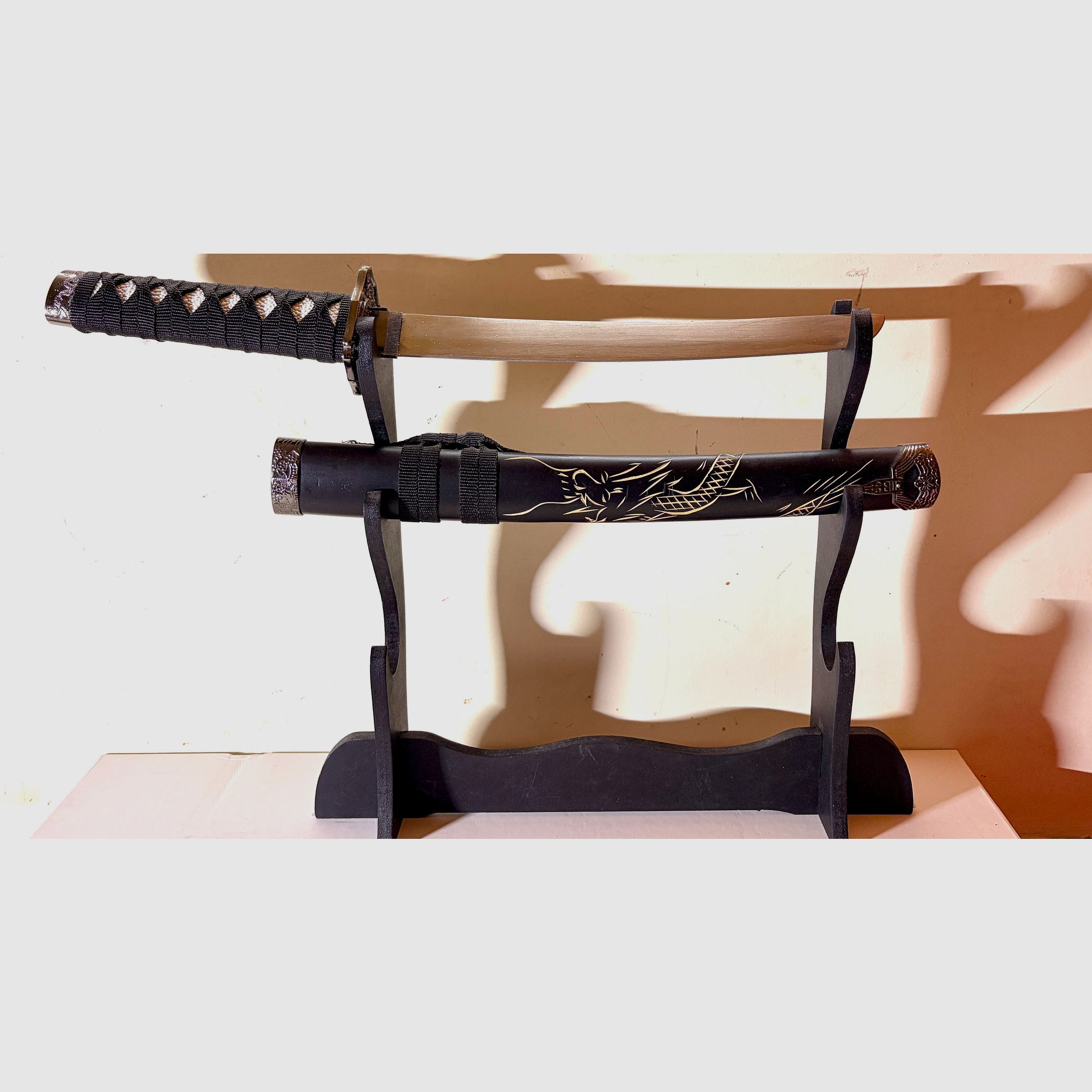 Ensemble d'épées japonaises (Daisho) avec Katana, Wakizashi, Tanto et support