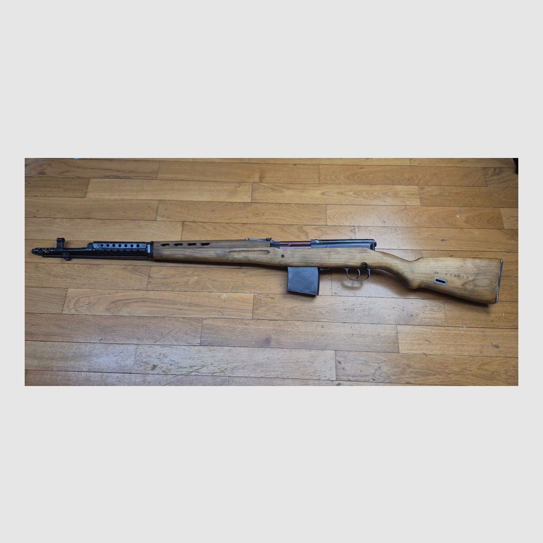 Iconic Soviet semi-automatic rifle SVT-40 – Tula Arsenal in 1944 – Mono-number (without electric marking) – Original caliber 7.62x54r – Very Good+, image 22 of 32
