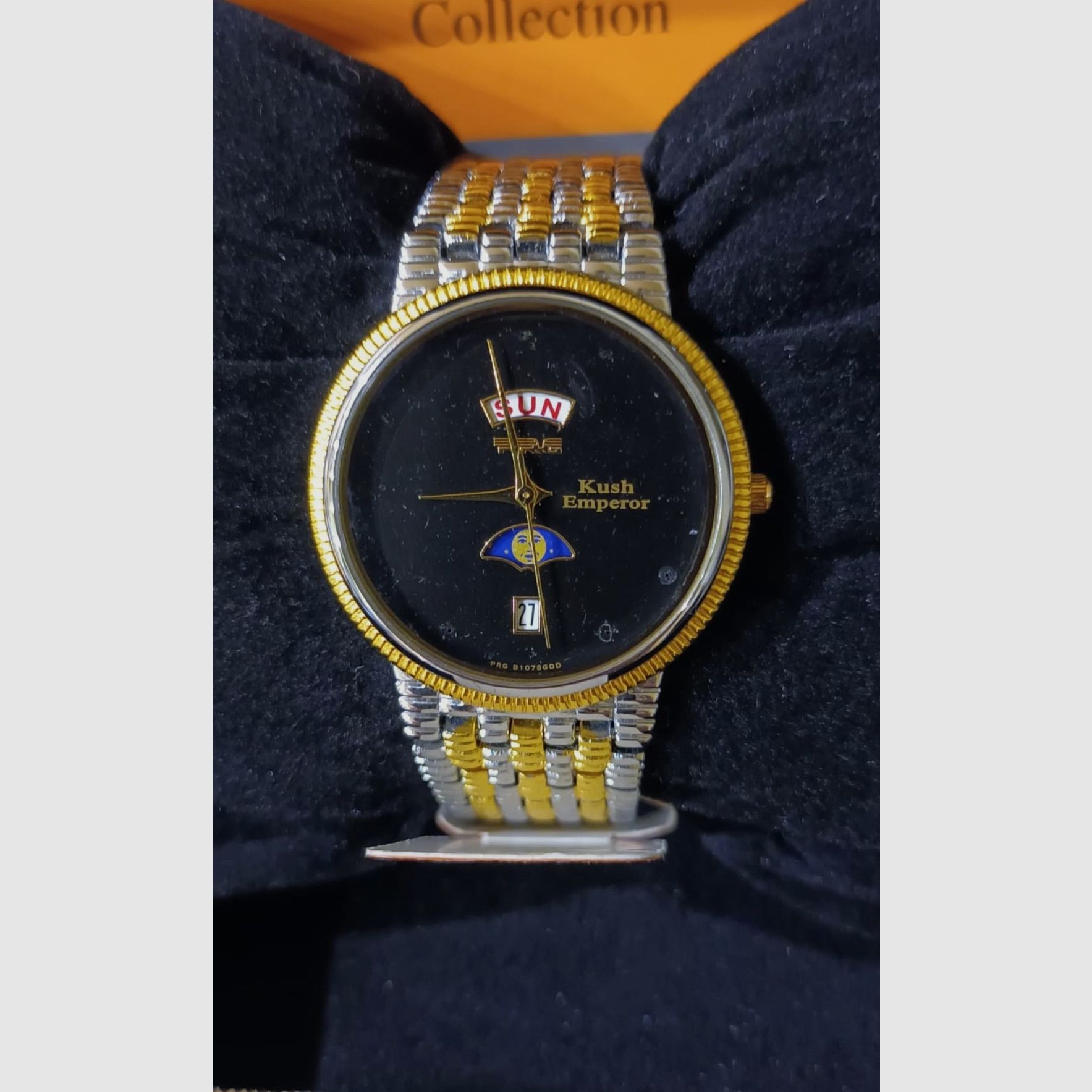 Wristwatch with 18 K gold, Swiss movement moon phase, date and weekday