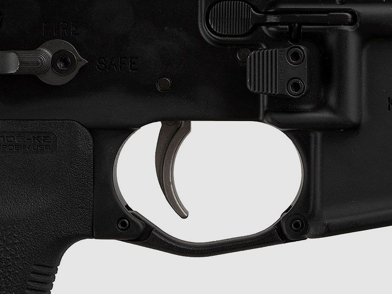 MAGPUL extended trigger guard polymer for AR15