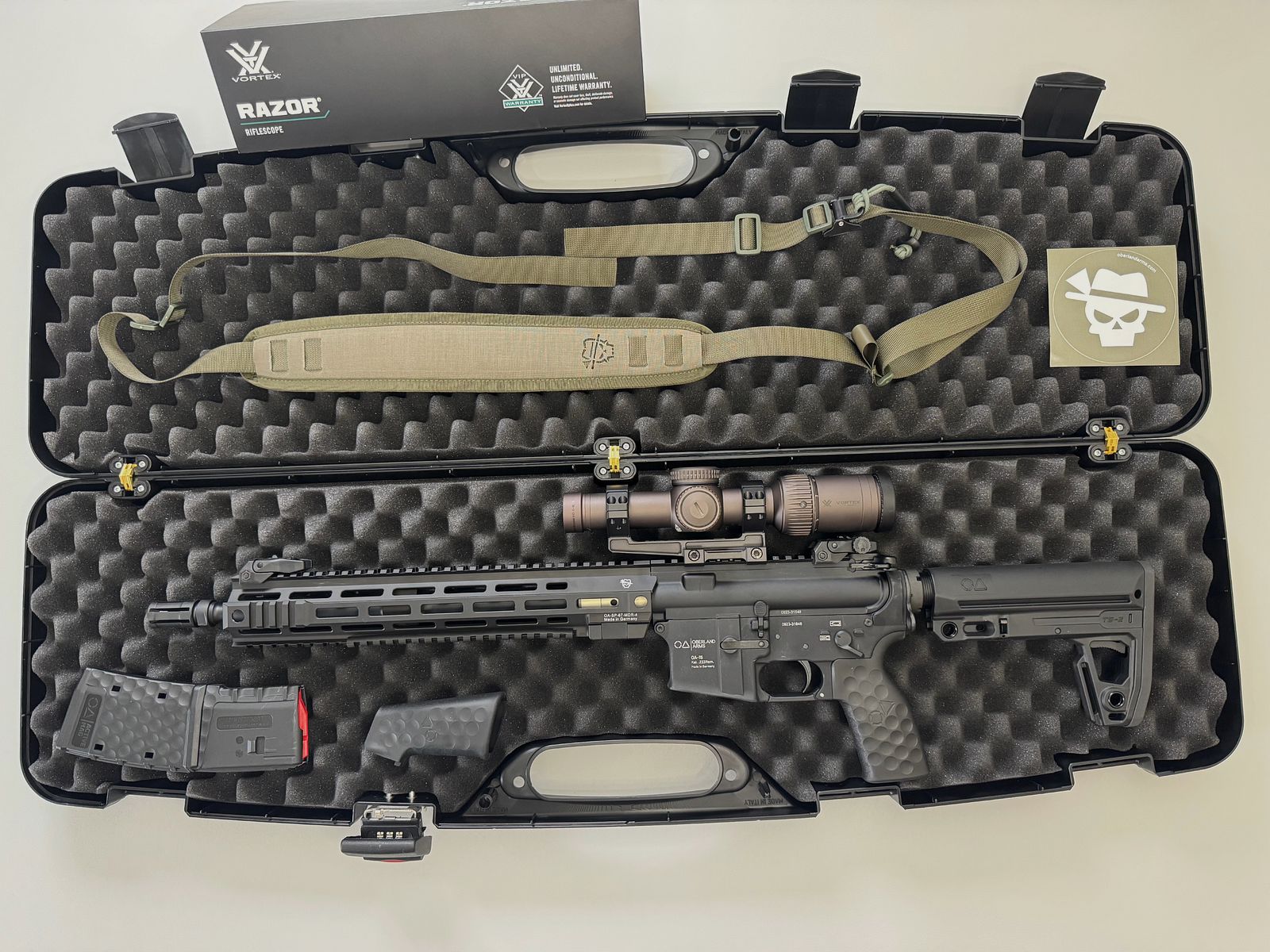 Oberland Arms OA-15 SL14 (14,5“) met OA-montage en Razor Gen ll 1-6x24