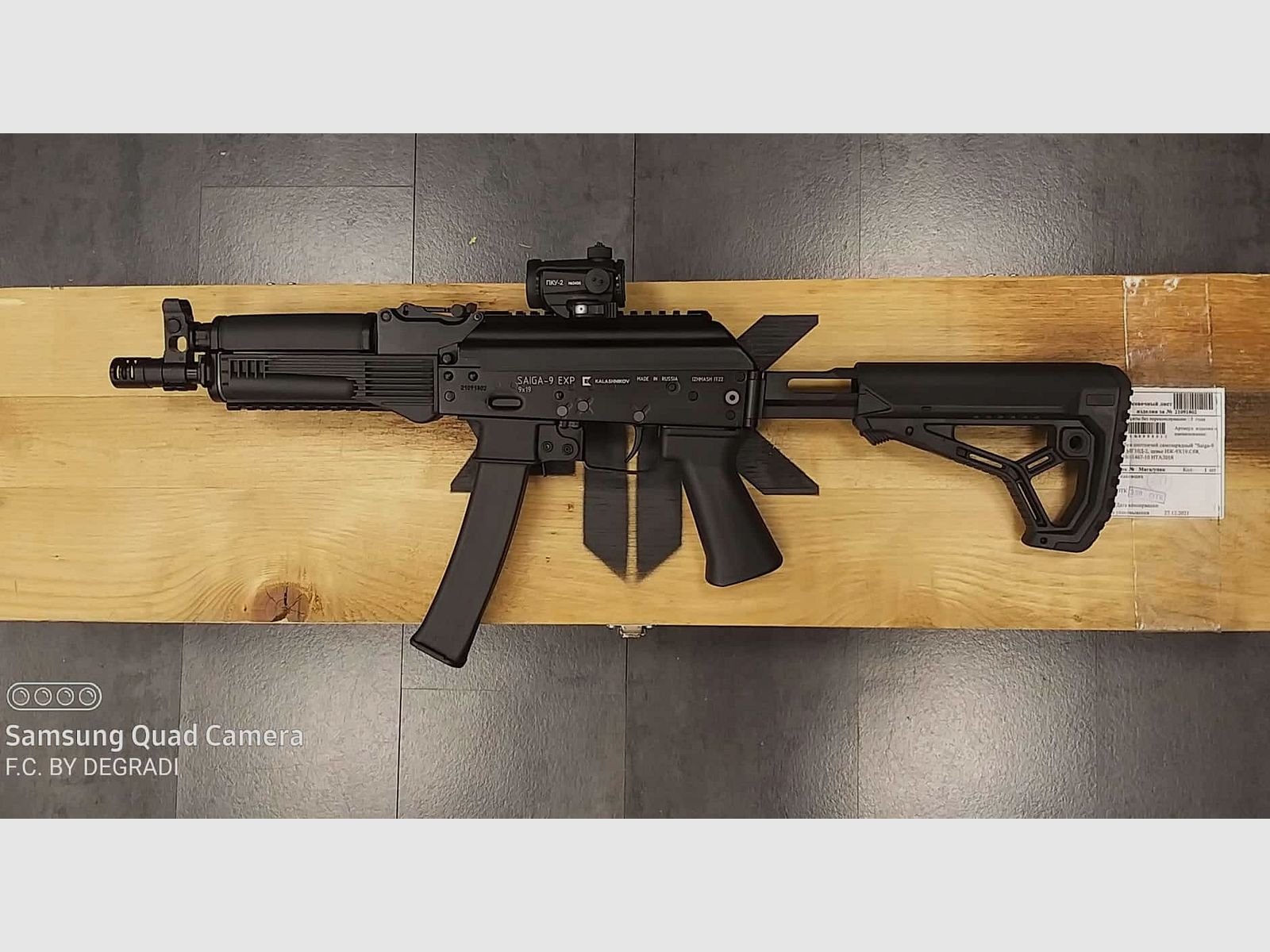 IZHMASH SAIGA 9 LIMITED EDITION Kal. 9×19 NEU !, Bild 4 von 5