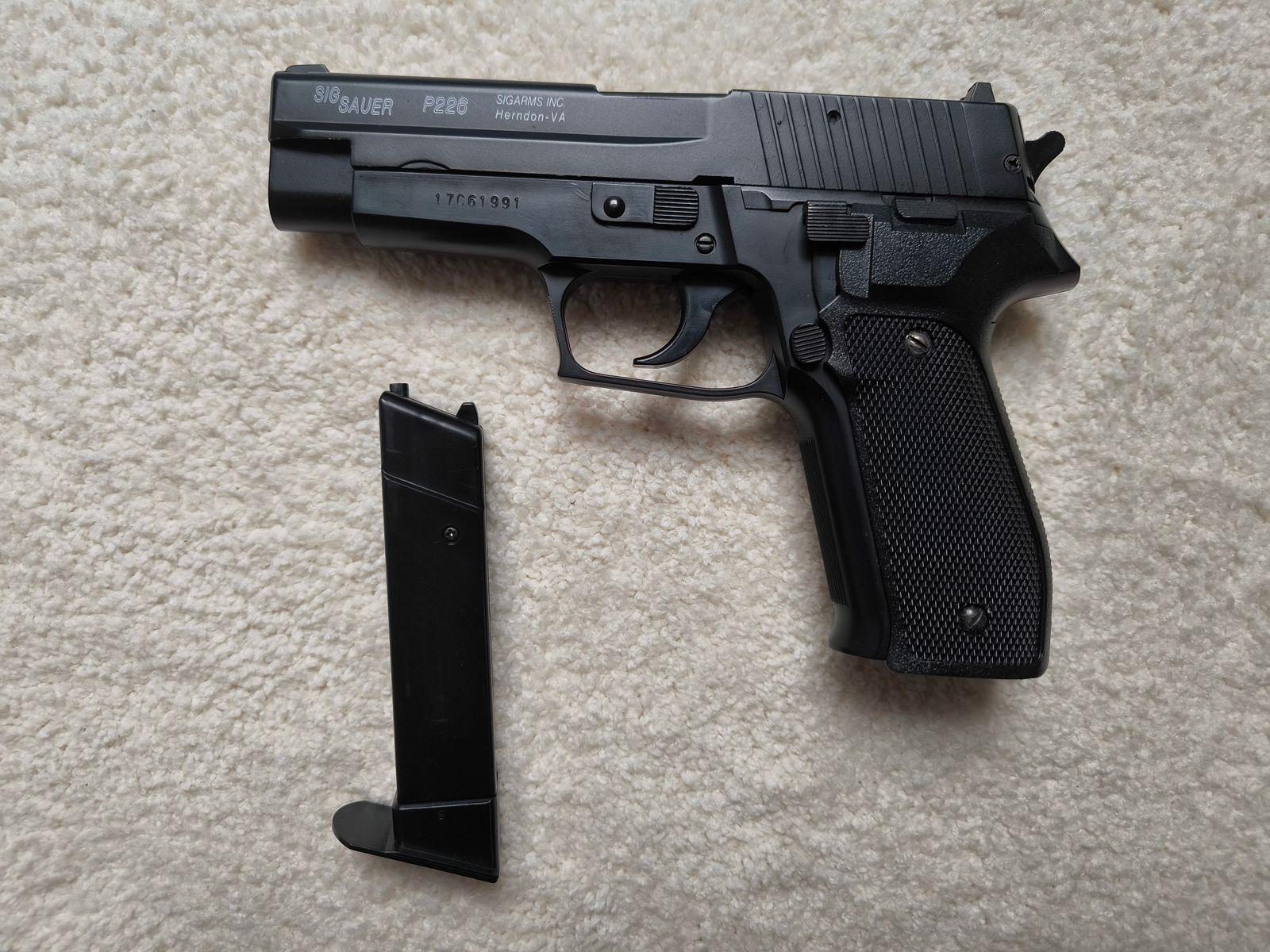 Sig Sauer P226 // Softair 0,5Joule