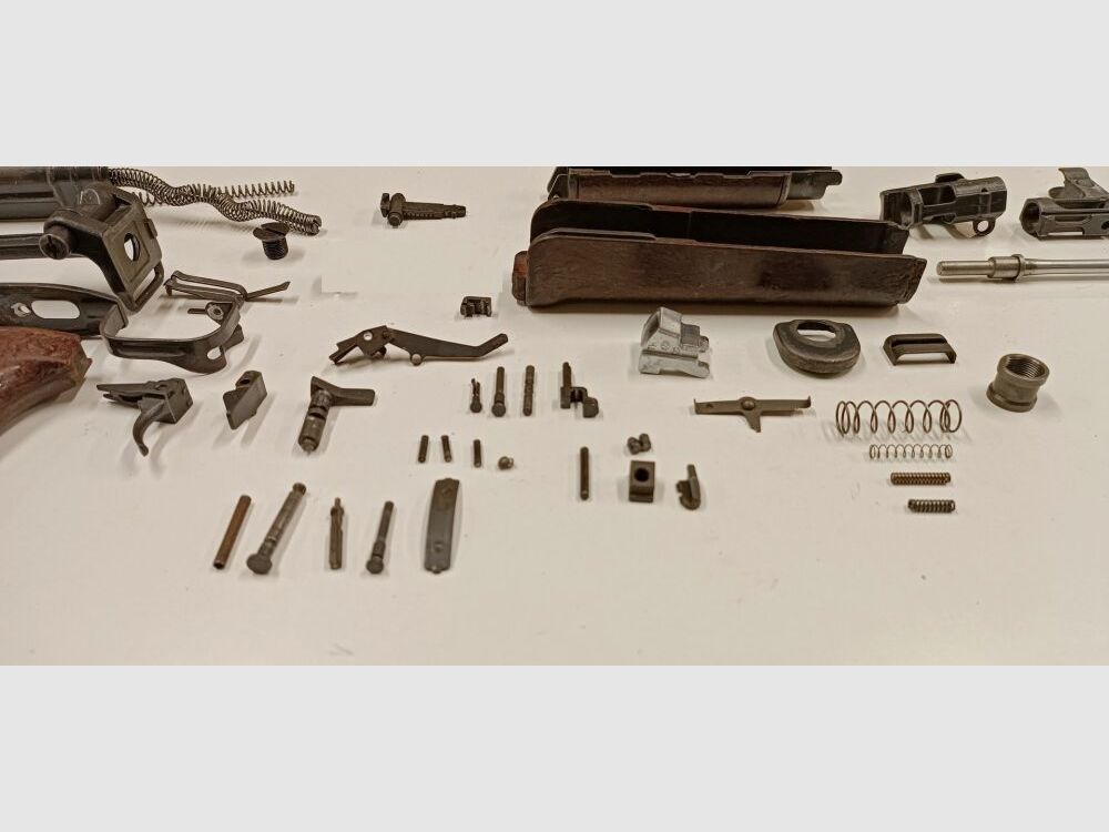 VZ Free Parts Set Czech she Samopal VZ58/AK Sa58
