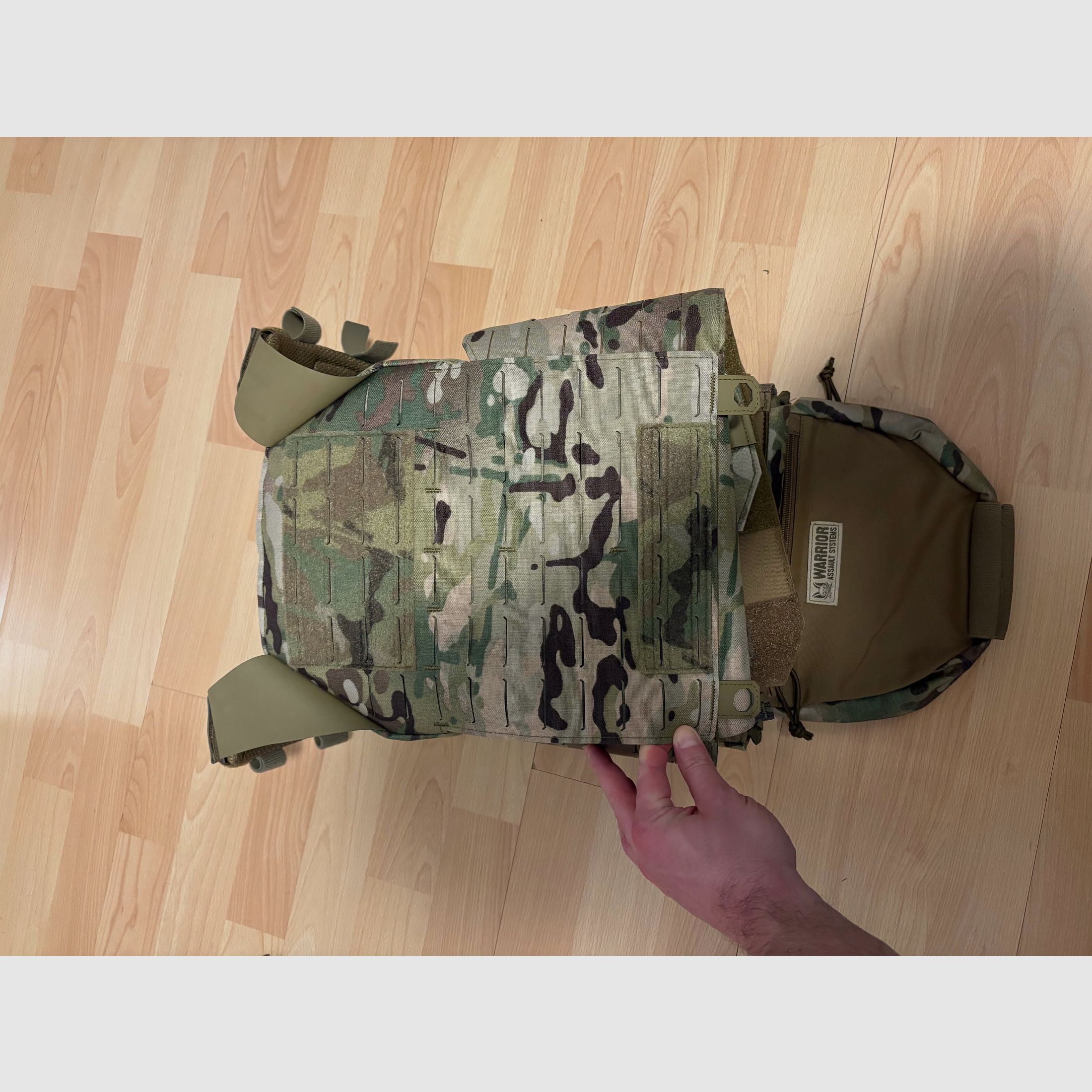 Warrior Assault Systems Plate Carrier + Magazine Pouch New