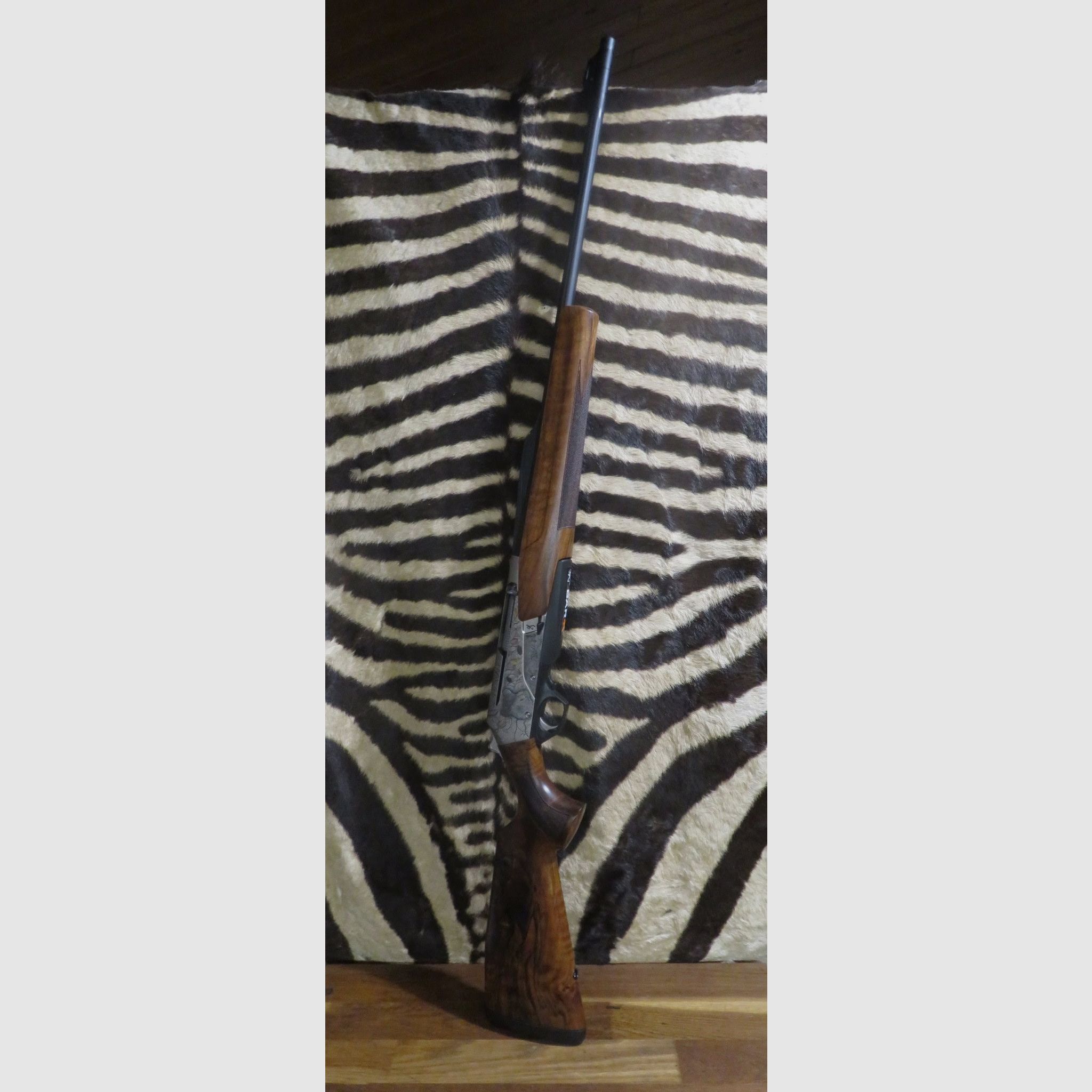 – LIMITIERTE AUFLAGE – Büchse BROWNING Bar 4X Herbst Bayerisch Grad 4 Kal.300wm Lauf 61 cm gewinde, Bild 1 von 11