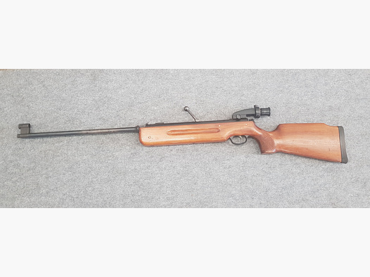 Haenel Mod. 311  mit Feinabzug und Diopter Durchlader im guten Zustand mit kleinen Abstrichen cal. 4,5mm Diabolo