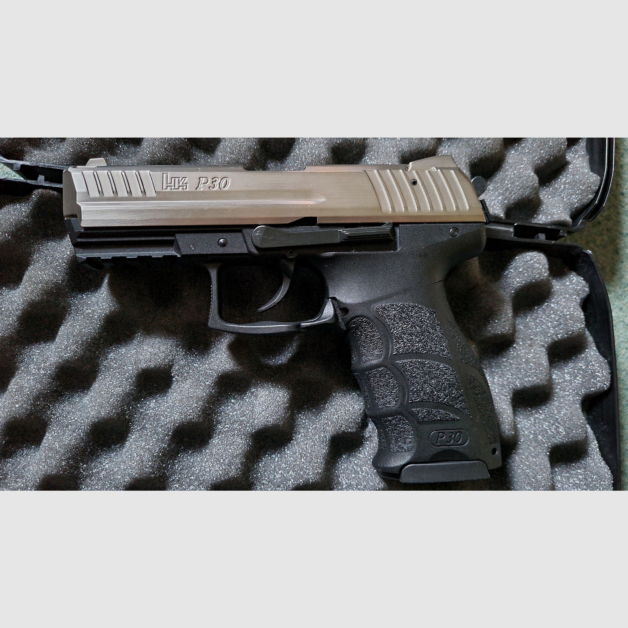 H&K P30 Chrom - 9mm PAK