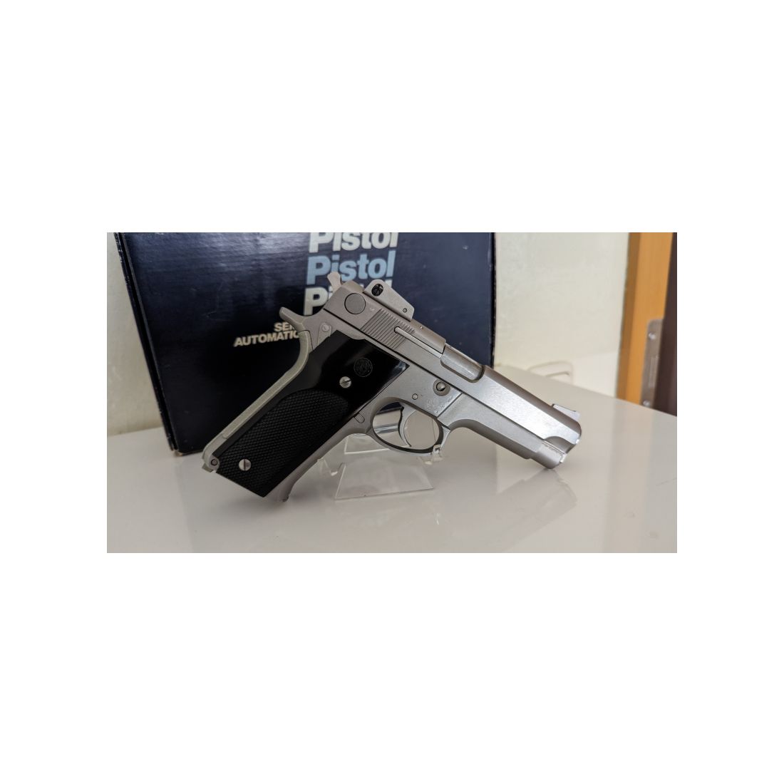 Smith & Wesson 659 9mm Luger