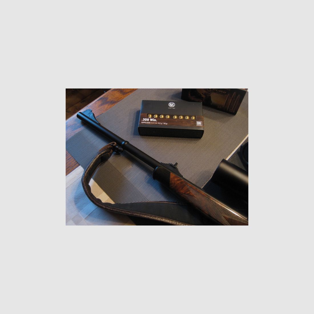 Droomachtige Blaser Black-Custom K95 met droomstock HK 9/10 in caliber .308 Winchester incl. LEICA Fortis 1,8-12x42i red dot sight L-4A (zoals ZEISS 60) en incl. 60 schoten RWS DK 10,7 gram