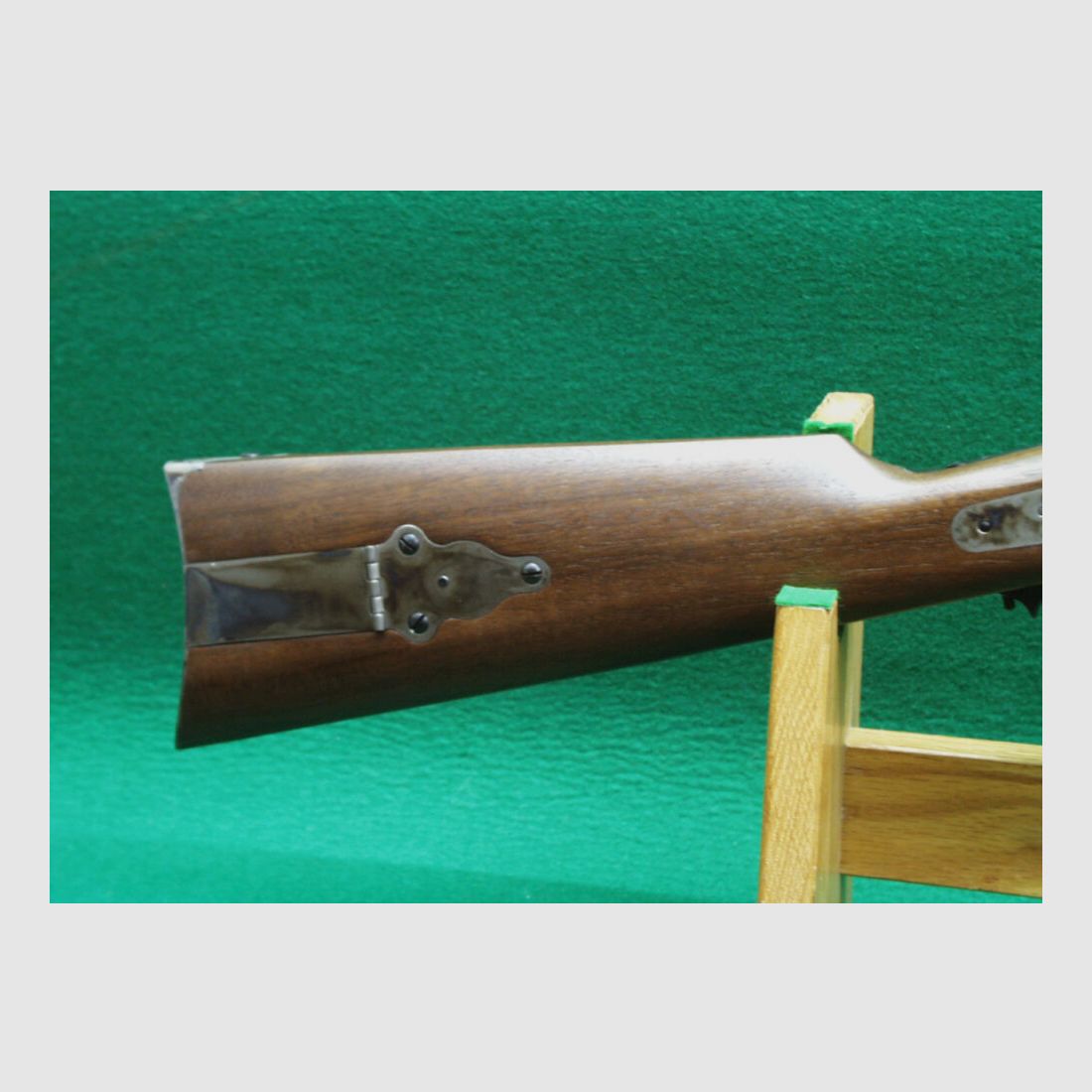 Pedersoli	 Saguaro Sharps Carbine 22"  45/70 Perk.