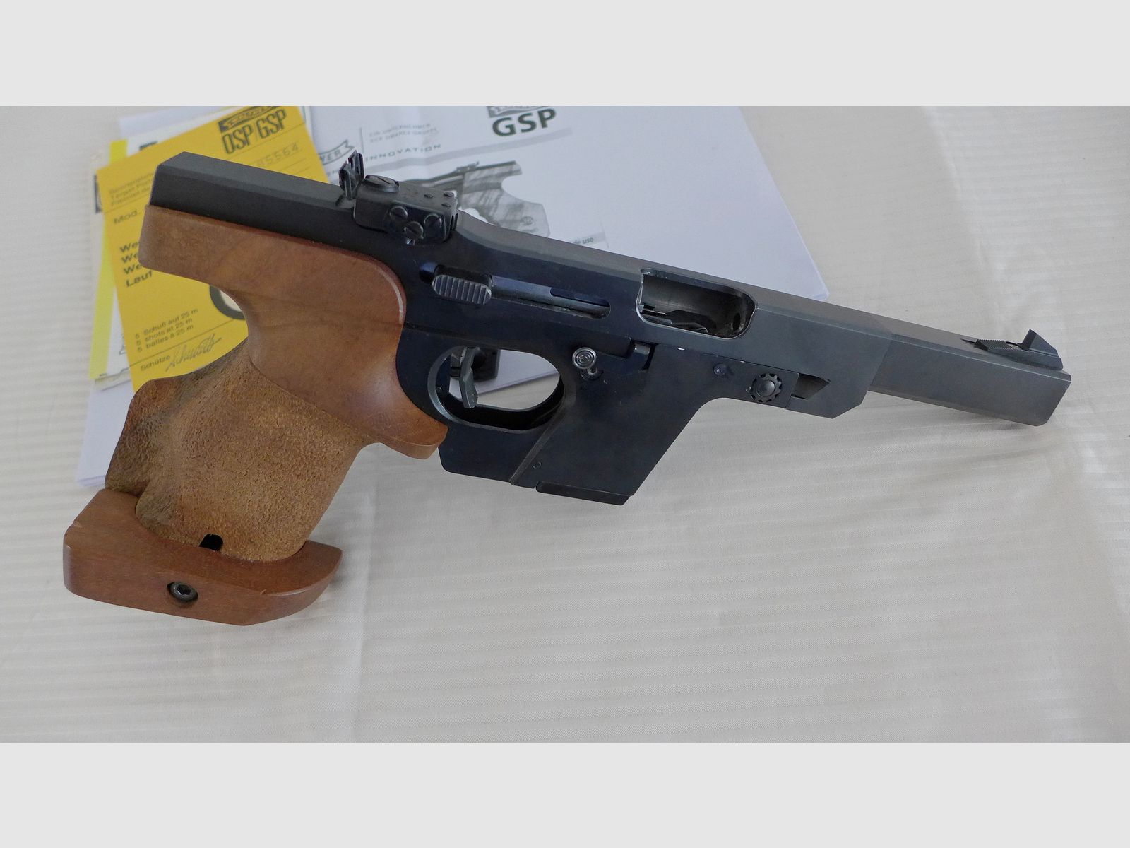 Pistola Walther GSP Cal .22, muy cuidada, en estado impecable (PVP 1899 €)